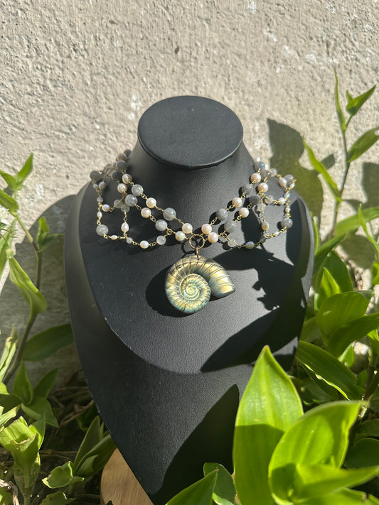 Collier unique « Ursula » - Labradorite et perles d’eau douce