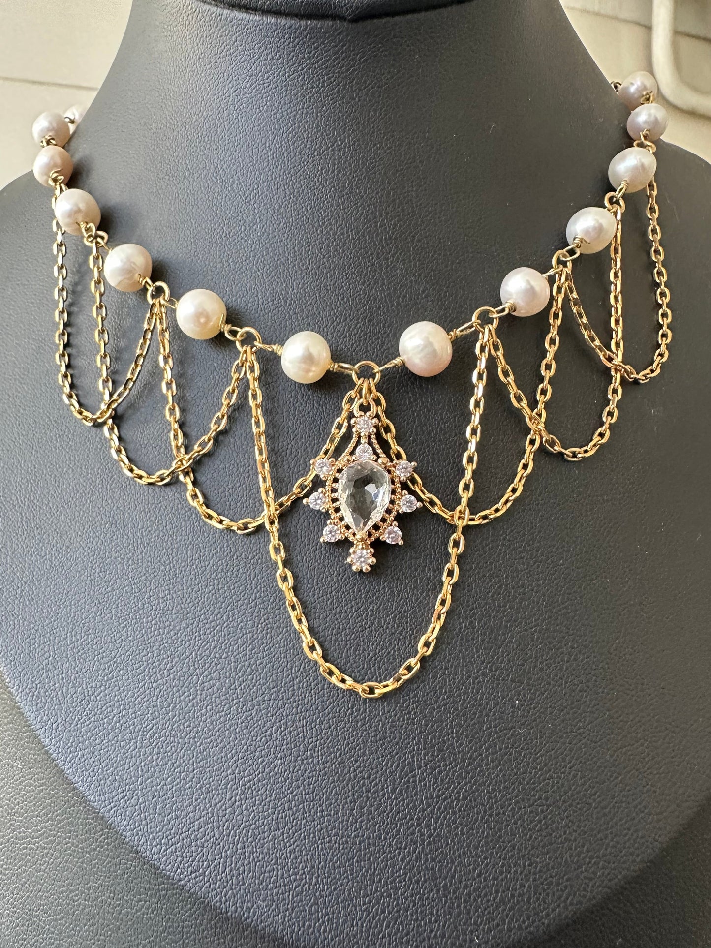Collier reproductible « Blanche » - Perles d’eau douce